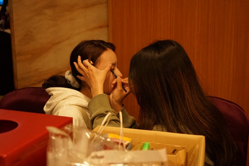 幹部們將進行新春主題化妝💄，以喜氣洋洋的妝容迎接活動，增添節慶氛圍🎊，讓現場更加熱鬧有趣！