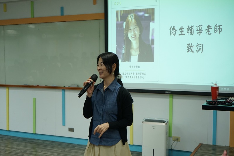葉慧清學姐致辭，分享經驗並勉勵大家迎接新學期。🎤✨圖片
