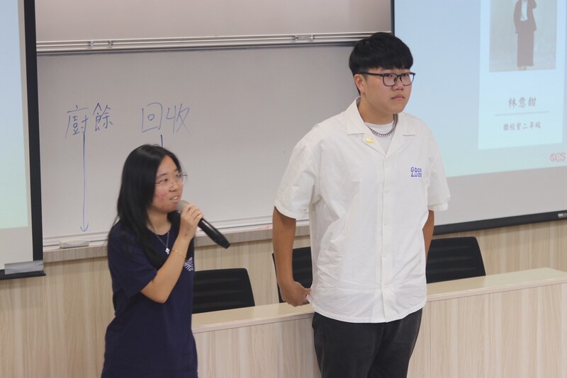 財政林意甜與張嘉和在活動中向大家簡要報告了本學期的財務狀況，感謝大家對各項經費運用的支持與配合💼✨。
